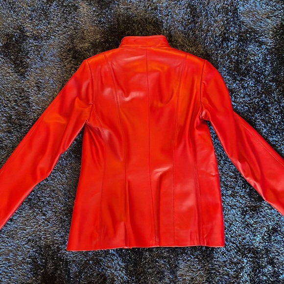 Danier Italian Leather Lamb’s skin jacket - Picture 7 of 10